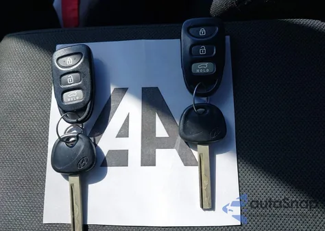 2017 Hyundai Veloster z USA, uszkodzony, nr VIN KMHTC6AD5HU308127